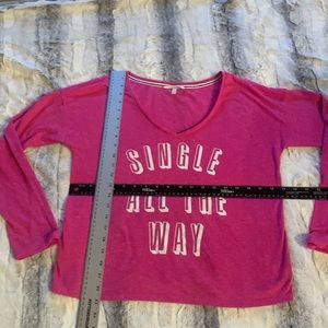 🌹🌹 Small Victoria’s Secret long sleeve t-shirt vneck